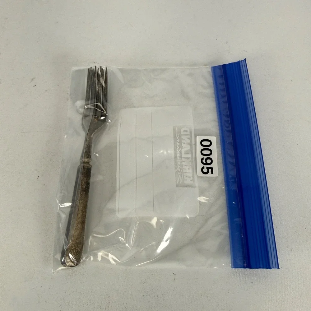 Antique 1847 Rogers Bros Shell Pattern 7.5'' Dinner Fork lot of 2
